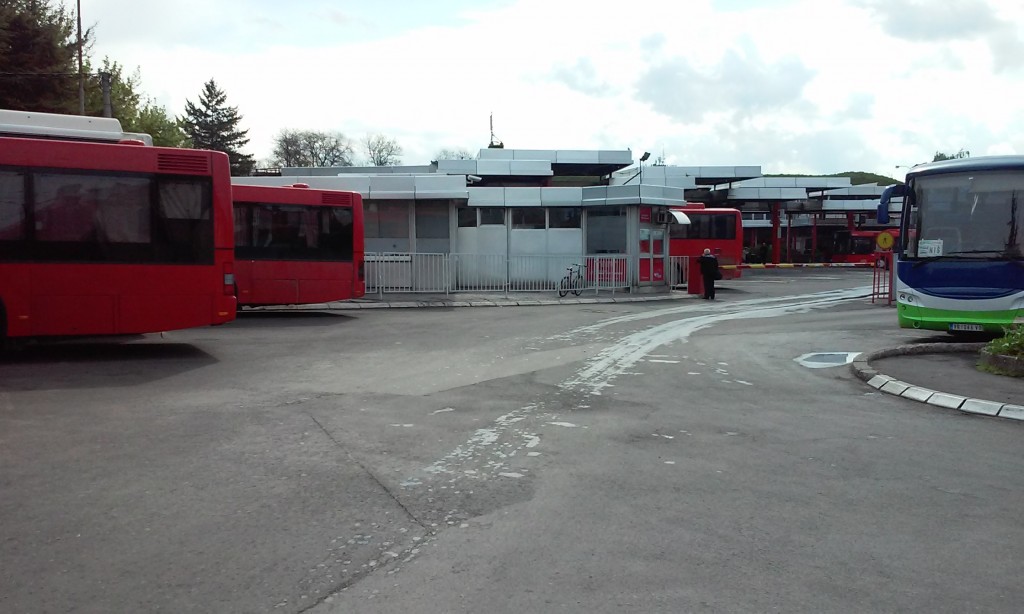Autobus nis ekspres NOVOSTIDANA.RS